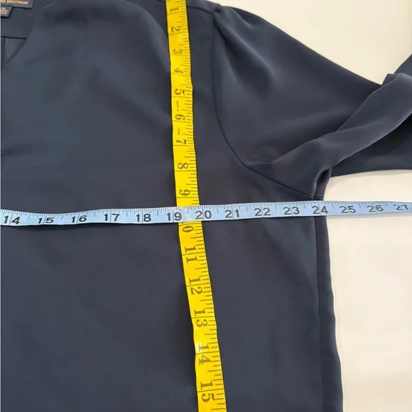 Brook Brothers Elegant Navy Blue Women's long sleeve  blouse size XL - Picture 8 of 9